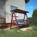 Gyoengy-haz Balaton, Oenallo Nyaralo *