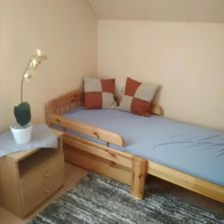 Gyöngy-ház Balaton, önálló Szolosgyorok