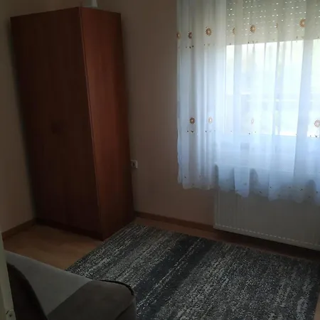 Gyöngy-ház Balaton, önálló Casa vacanze Szolosgyorok