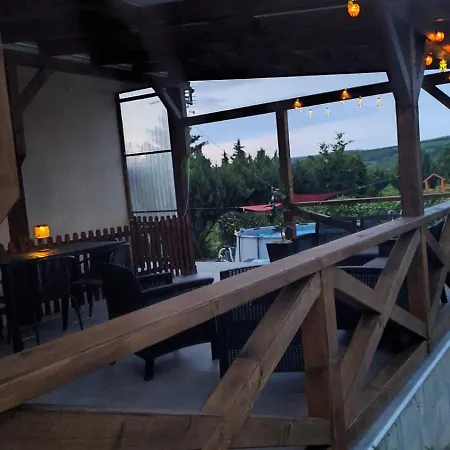 Gyöngy-ház Balaton, önálló Casa vacanze *
