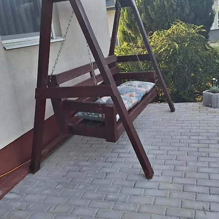 Gyoengy-haz Balaton, Oenallo Nyaralo